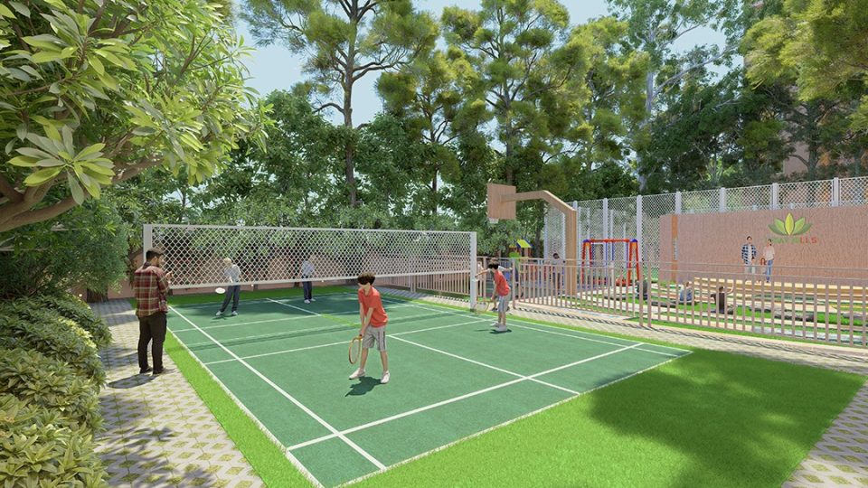 Shuttle court